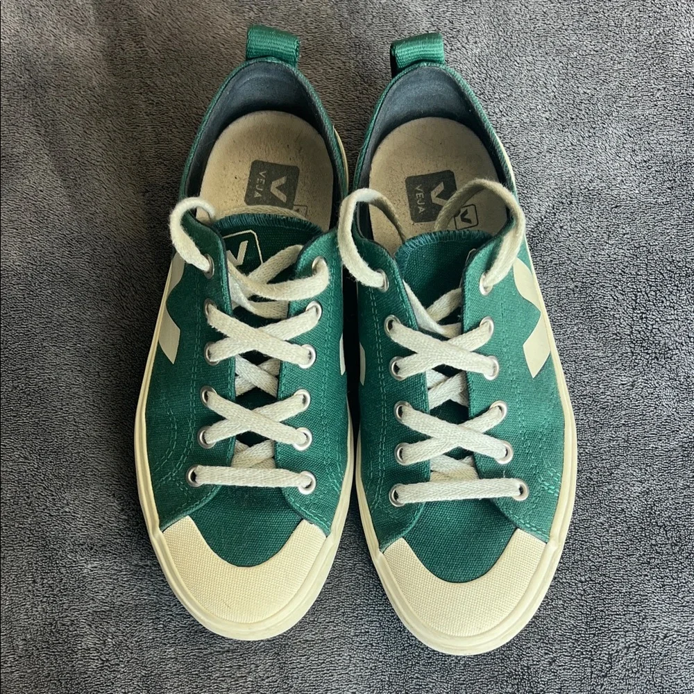Veja Green Canvas Low-Top Sneakers with Cream Accents - Picture 1 of 7